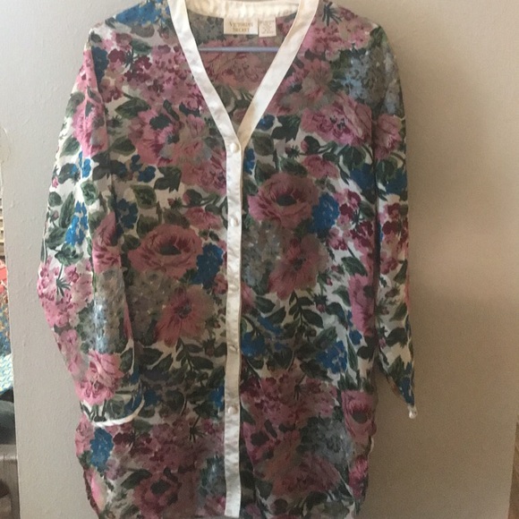 Victoria Secret Robe - Picture 2 of 5